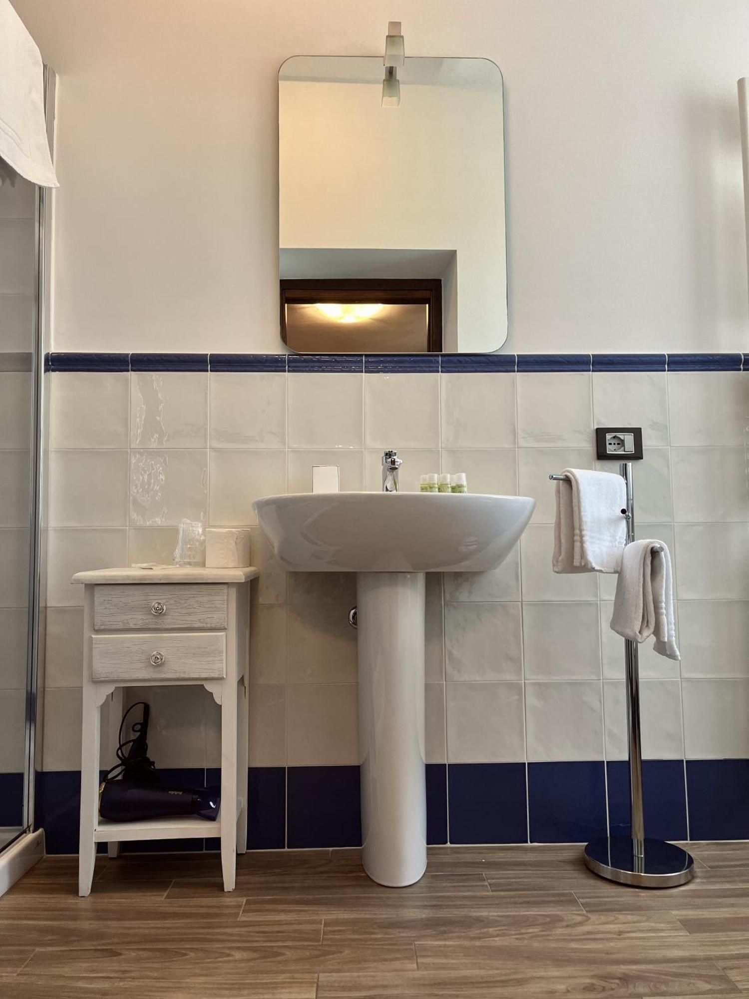 מלון נייבה Casa Caimotta מראה חיצוני תמונה